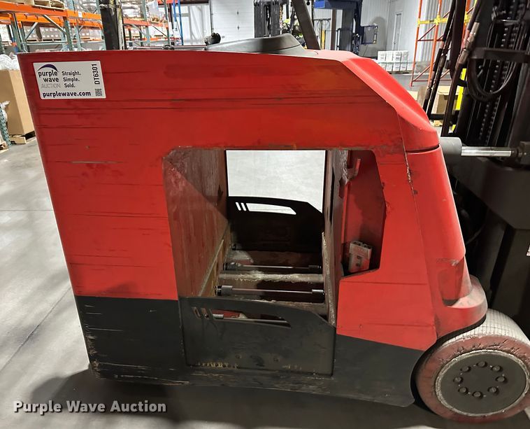 image for item DT6301 Raymond 425-C40QM forklift