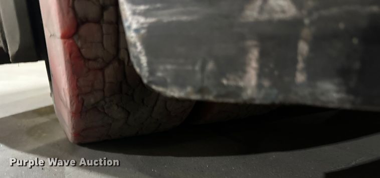 image for item DT6301 Raymond 425-C40QM forklift