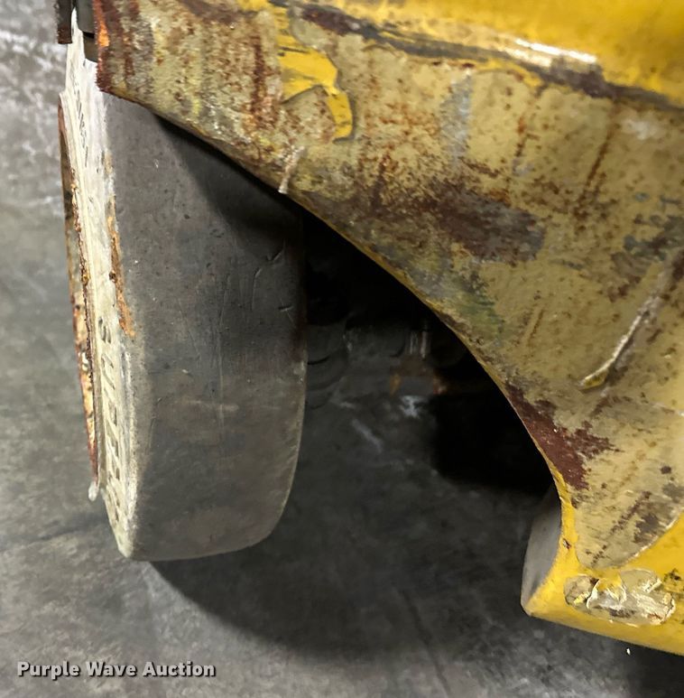 image for item DT6306 2018 Yale ERC050VGN48TQ084 forklift