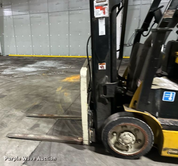 image for item DT6307 2021 Yale ERC050VGN48TQO84 forklift