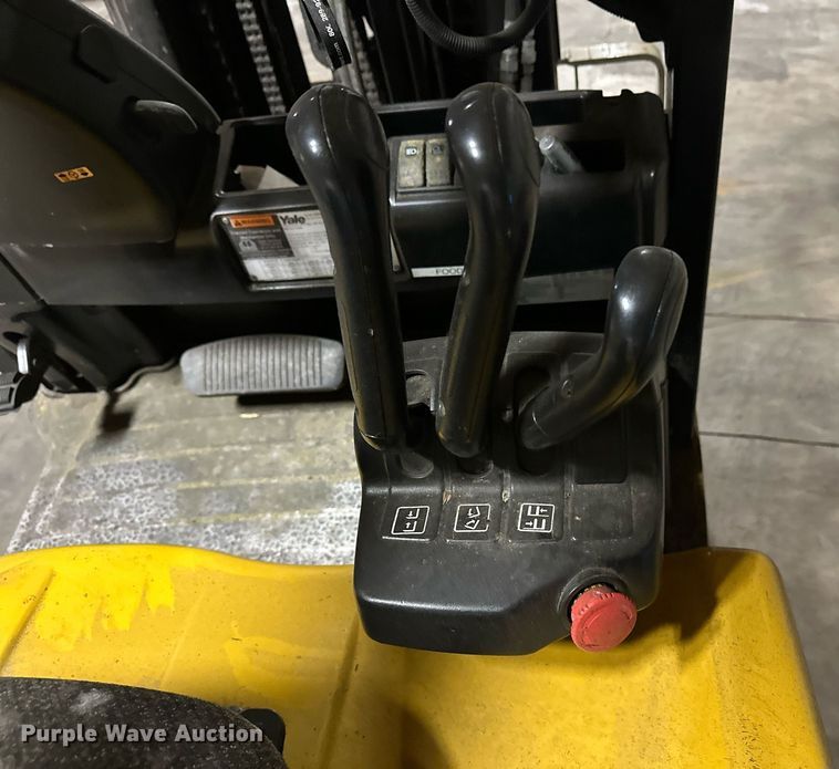 image for item DT6307 2021 Yale ERC050VGN48TQO84 forklift