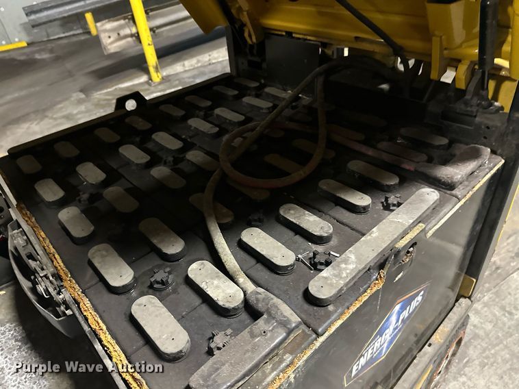 image for item DT6307 2021 Yale ERC050VGN48TQO84 forklift