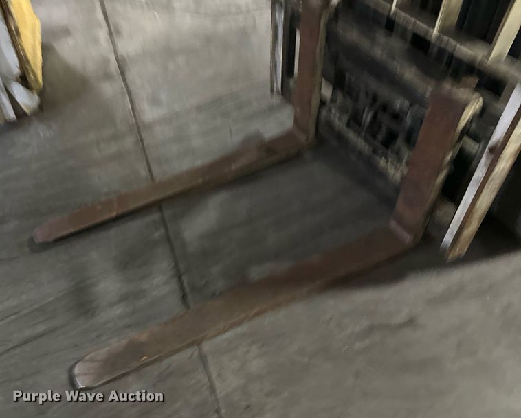 image for item DT6308 2025 Yale ERC040RGN36TQ084 forklift