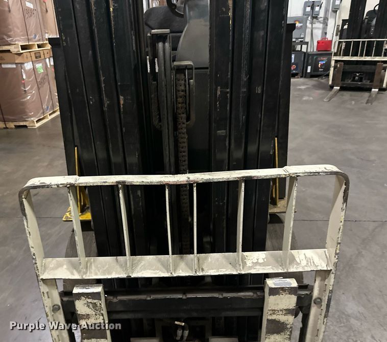 image for item DT6309 2017 Yale ERC050VGN48TQ084 forklift