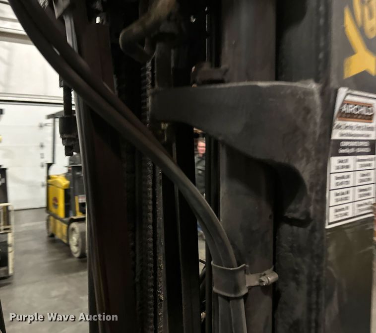 image for item DT6309 2017 Yale ERC050VGN48TQ084 forklift