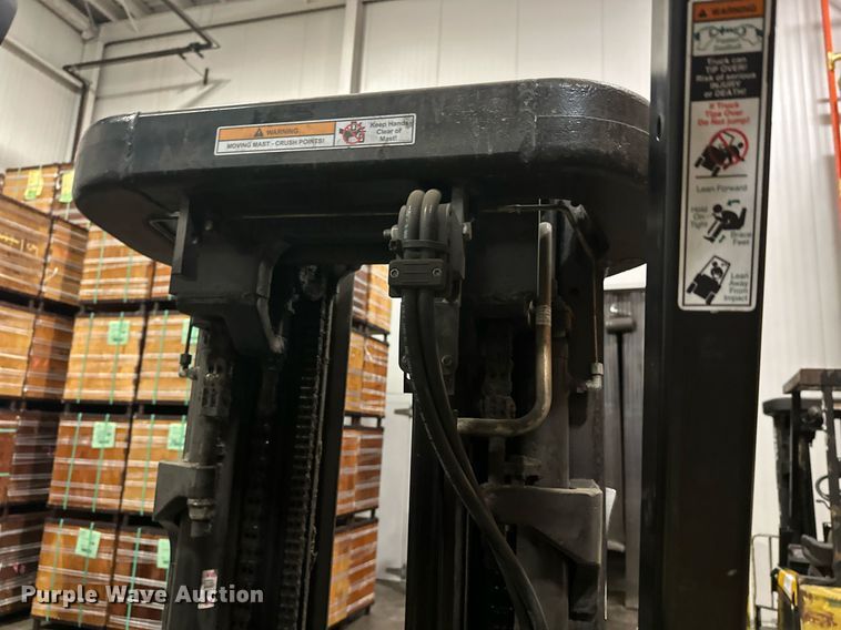 image for item DT6309 2017 Yale ERC050VGN48TQ084 forklift