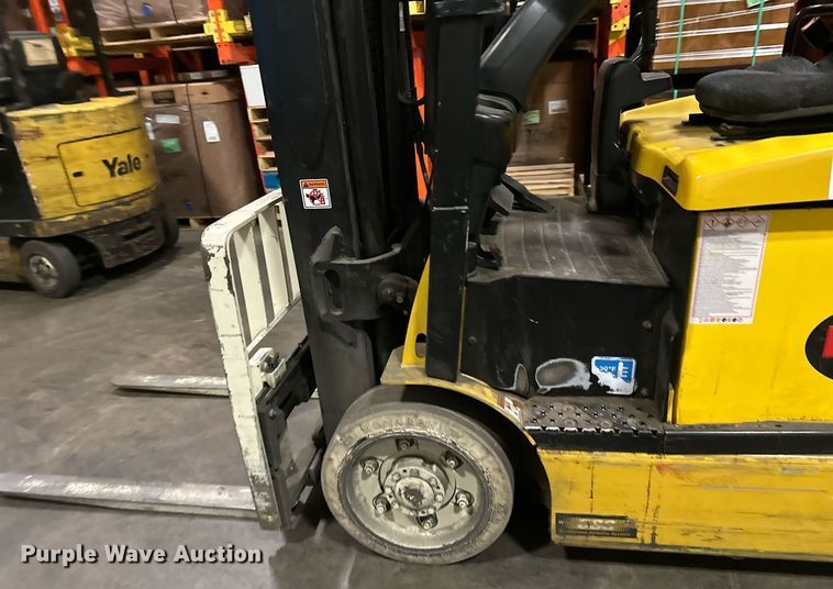 image for item DT6309 2017 Yale ERC050VGN48TQ084 forklift