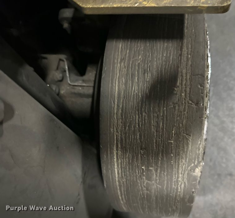 image for item DT6309 2017 Yale ERC050VGN48TQ084 forklift