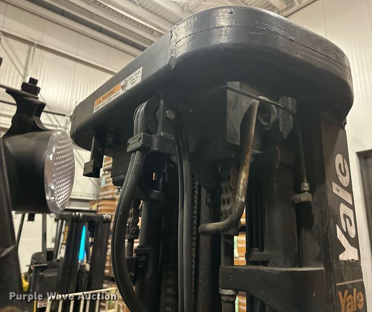 image for item DT6310 2006 Yale ERC040GHN36TQ084 forklift