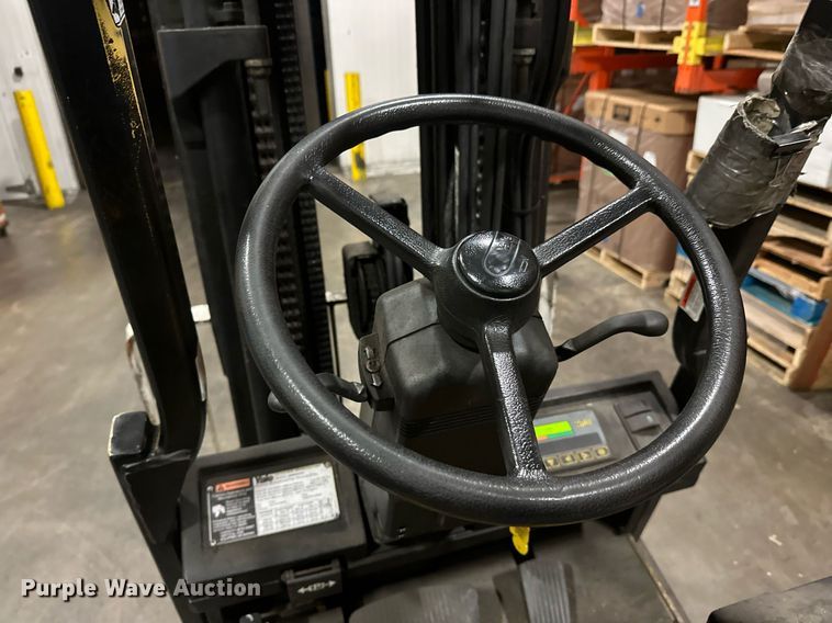 image for item DT6310 2006 Yale ERC040GHN36TQ084 forklift