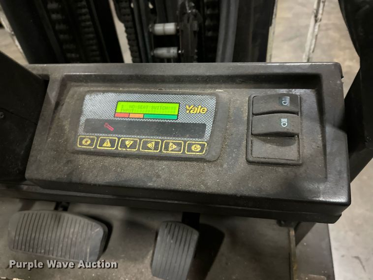 image for item DT6310 2006 Yale ERC040GHN36TQ084 forklift