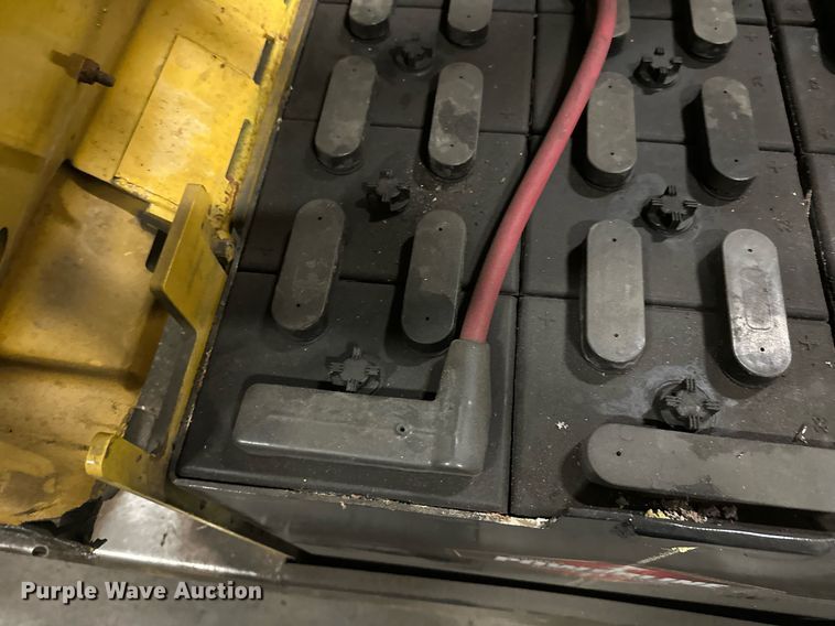 image for item DT6310 2006 Yale ERC040GHN36TQ084 forklift