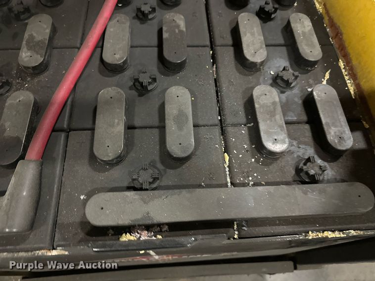 image for item DT6310 2006 Yale ERC040GHN36TQ084 forklift