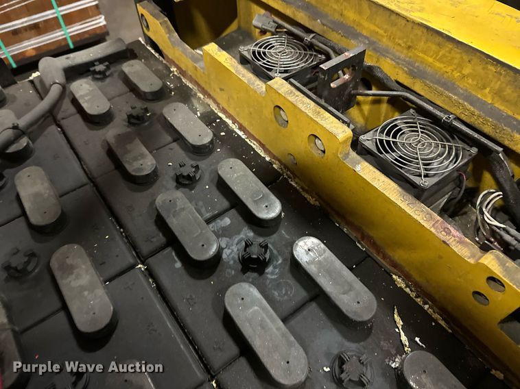 image for item DT6310 2006 Yale ERC040GHN36TQ084 forklift