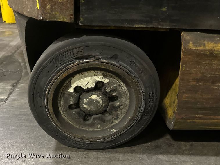 image for item DT6310 2006 Yale ERC040GHN36TQ084 forklift