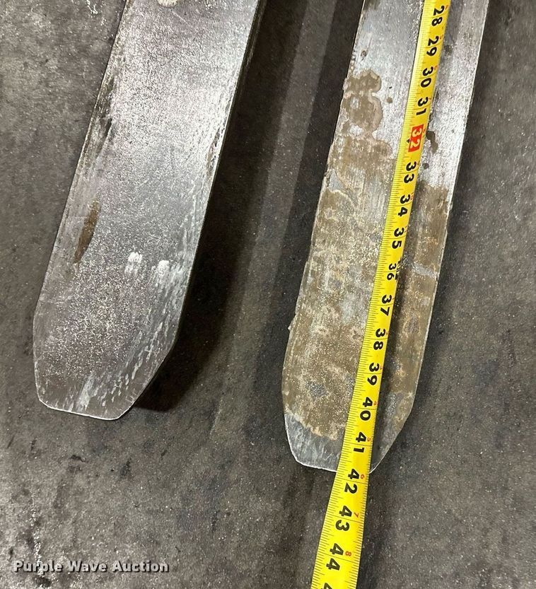 image for item DT6311 2017 Yale ERC050VGN48TQ084 forklift