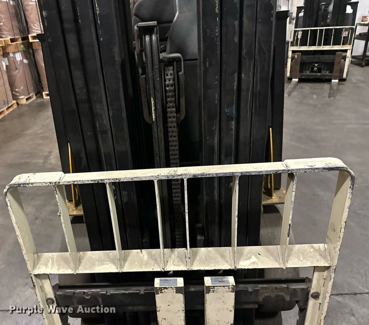 image for item DT6311 2017 Yale ERC050VGN48TQ084 forklift