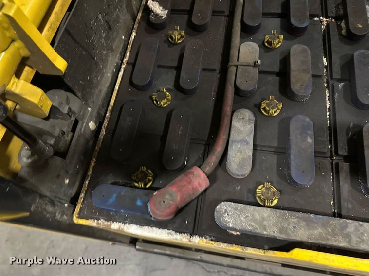 image for item DT6311 2017 Yale ERC050VGN48TQ084 forklift