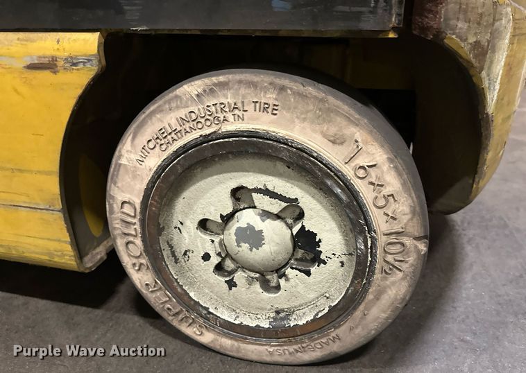 image for item DT6311 2017 Yale ERC050VGN48TQ084 forklift