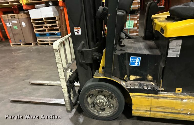 image for item DT6312 2013 Yale ERC050VGN48TQ084 forklift