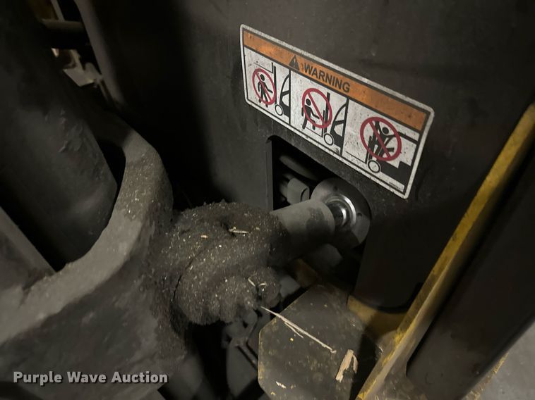 image for item DT6312 2013 Yale ERC050VGN48TQ084 forklift