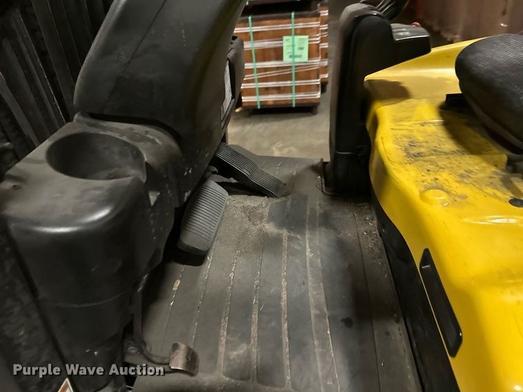 image for item DT6312 2013 Yale ERC050VGN48TQ084 forklift