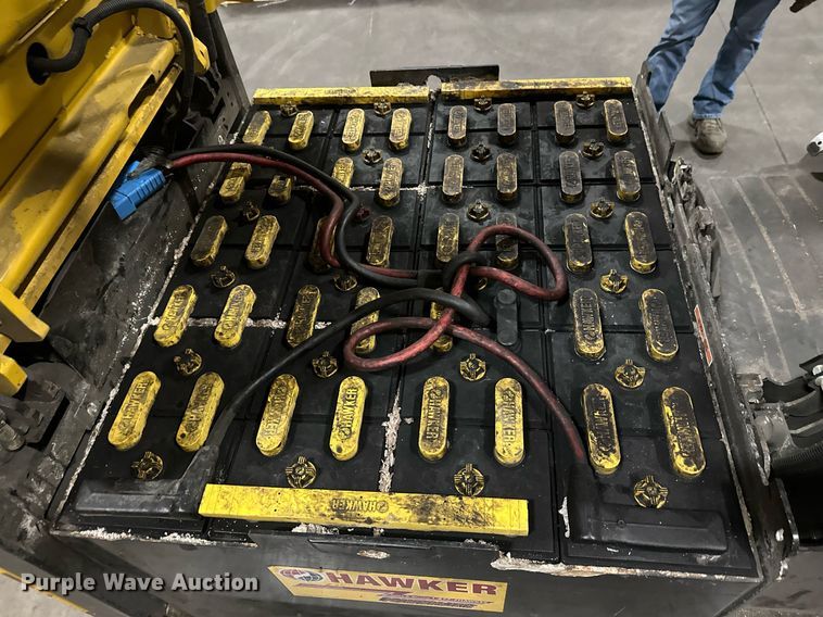 image for item DT6312 2013 Yale ERC050VGN48TQ084 forklift