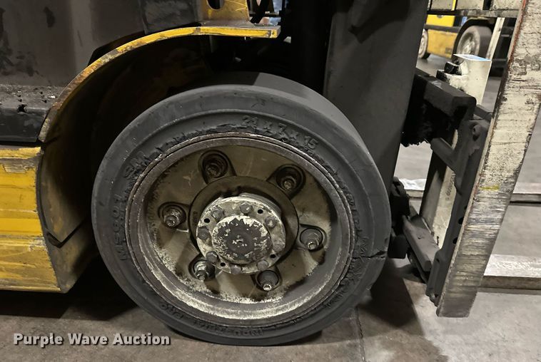 image for item DT6312 2013 Yale ERC050VGN48TQ084 forklift