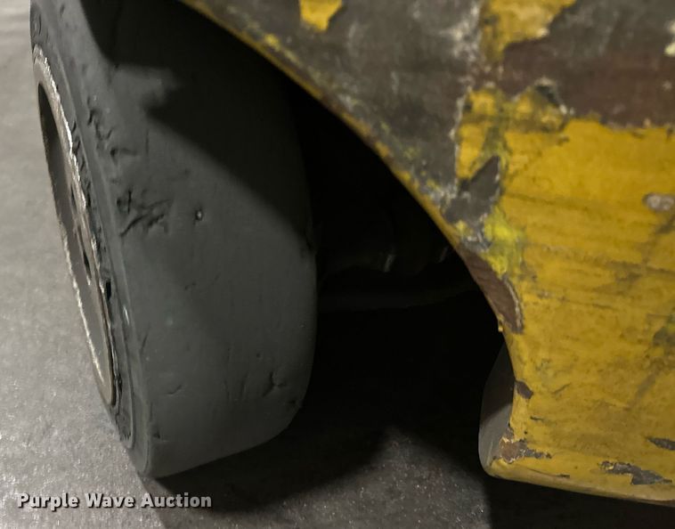 image for item DT6312 2013 Yale ERC050VGN48TQ084 forklift