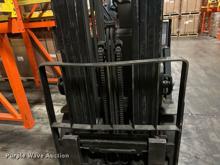 image for item DT6313 Toyota 8FBCU25 forklift