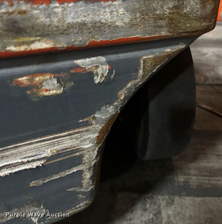 image for item DT6313 Toyota 8FBCU25 forklift