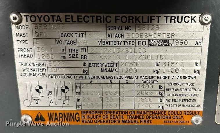 image for item DT6313 Toyota 8FBCU25 forklift