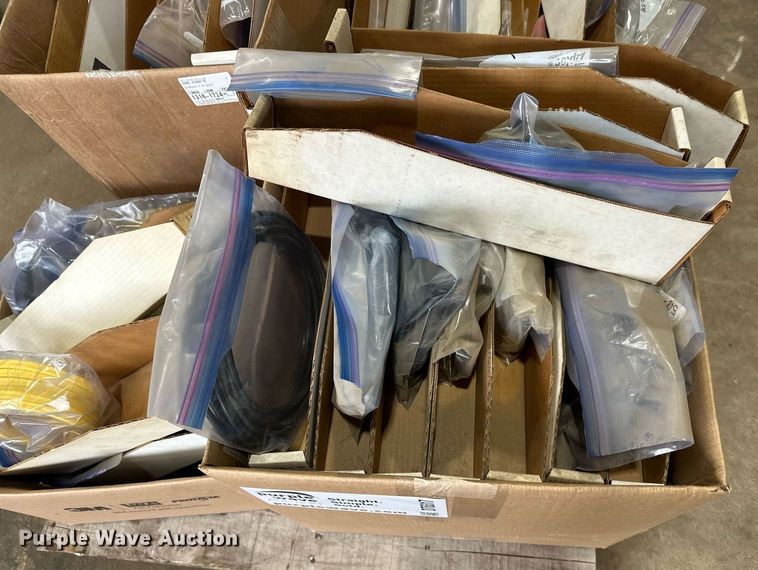 image for item DT6317 Hydraulic cylinder parts