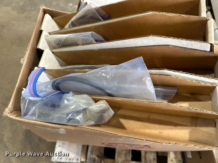 image for item DT6317 Hydraulic cylinder parts