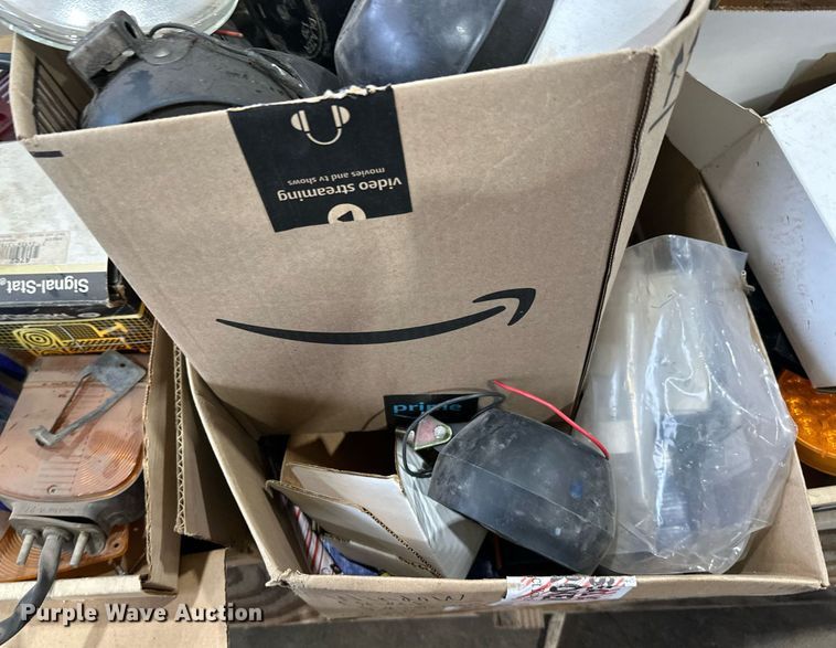 image for item DT6319 Truck parts