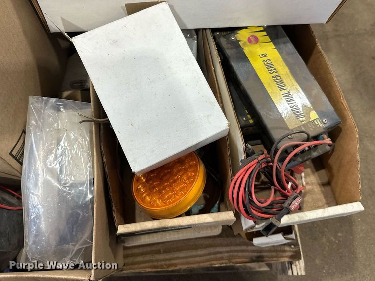 image for item DT6319 Truck parts