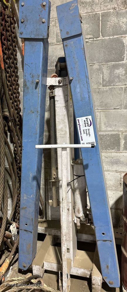 image for item DT6322 OTC 1829 engine hoist
