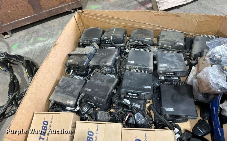 image for item DT6325 Approximately 35 Motorola radios