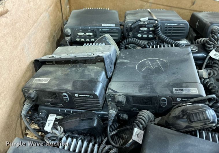 image for item DT6325 Approximately 35 Motorola radios