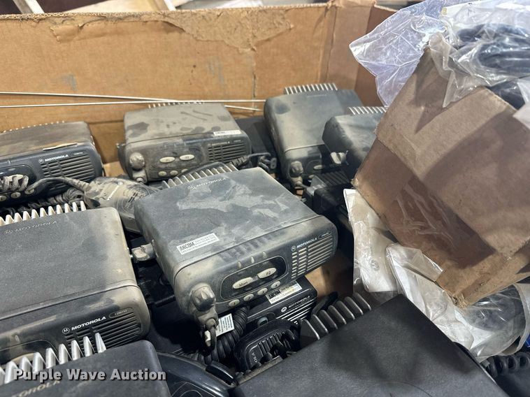 image for item DT6325 Approximately 35 Motorola radios