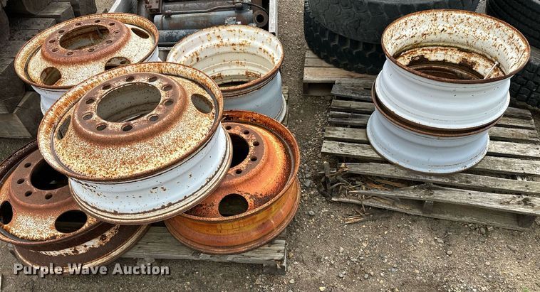 image for item DT6326 (11) truck wheels
