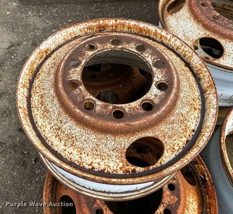 image for item DT6326 (11) truck wheels