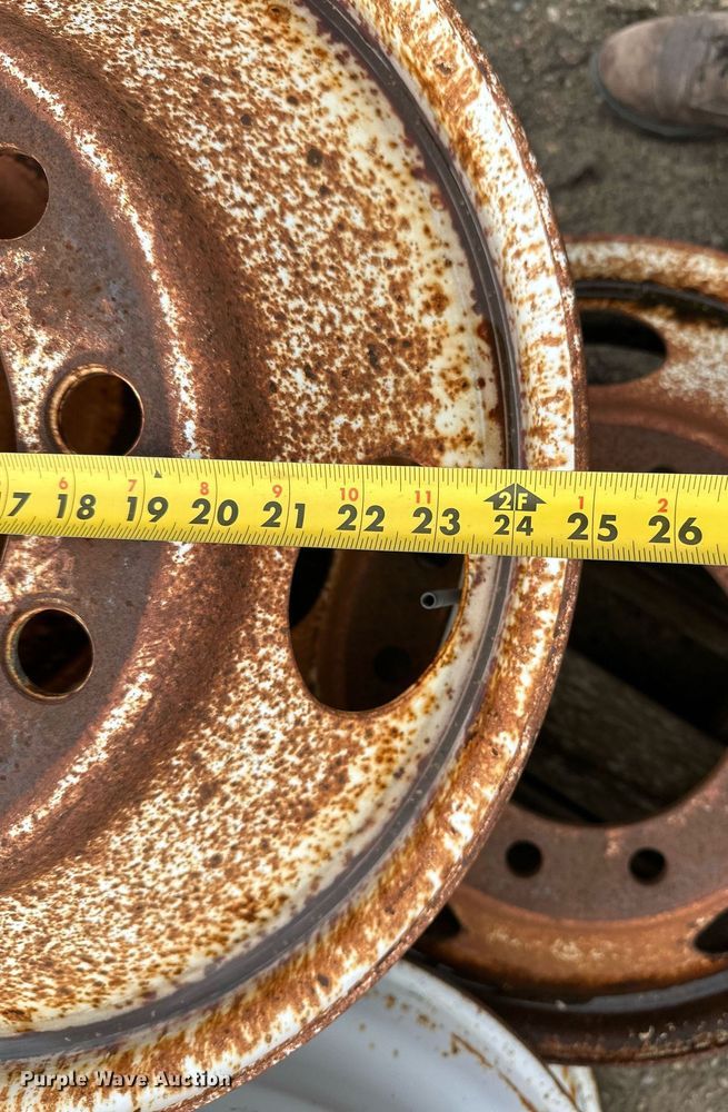 image for item DT6326 (11) truck wheels