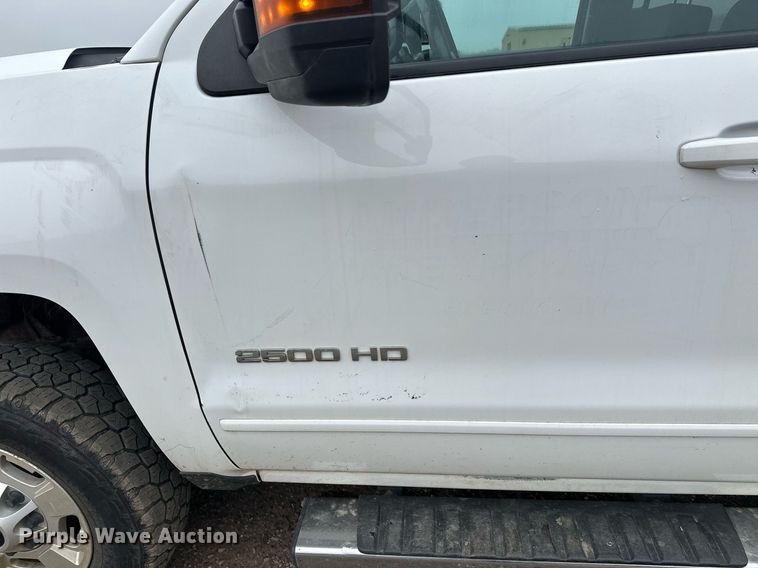 image for item DT6336 2016 Chevrolet Silverado 2500HD LT Double Cab pickup truck