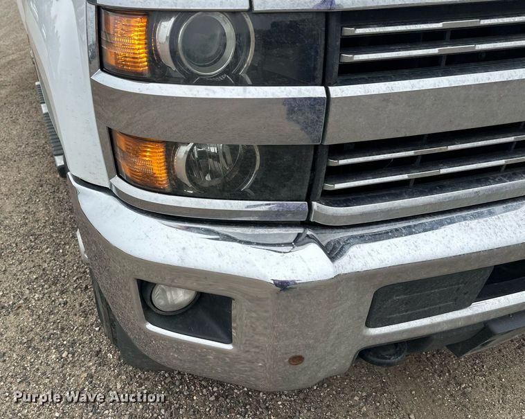 image for item DT6336 2016 Chevrolet Silverado 2500HD LT Double Cab pickup truck