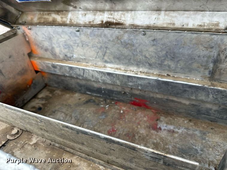 image for item DT6336 2016 Chevrolet Silverado 2500HD LT Double Cab pickup truck