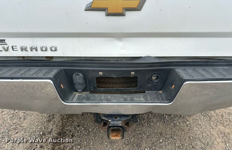 image for item DT6336 2016 Chevrolet Silverado 2500HD LT Double Cab pickup truck