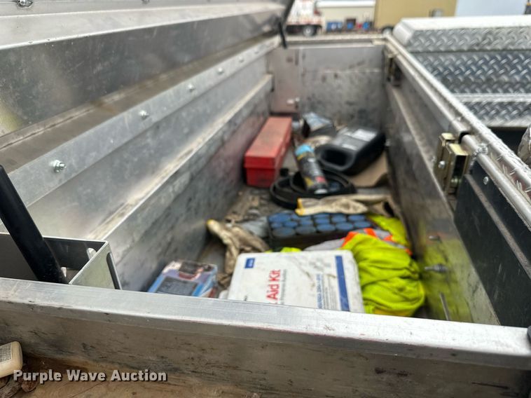 image for item DT6336 2016 Chevrolet Silverado 2500HD LT Double Cab pickup truck