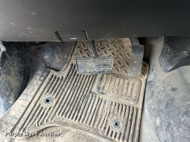 image for item DT6336 2016 Chevrolet Silverado 2500HD LT Double Cab pickup truck