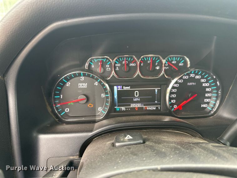 image for item DT6336 2016 Chevrolet Silverado 2500HD LT Double Cab pickup truck